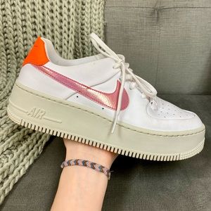 Women’s Nike Air Force 1 Sage Low